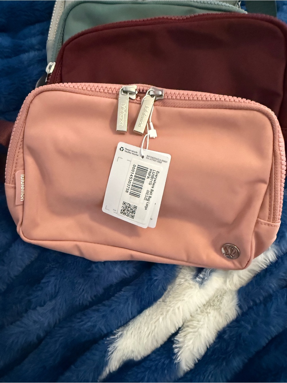 Lot of 10 Authentic Large Lululemon Belt bags. - Picture 9 of 11